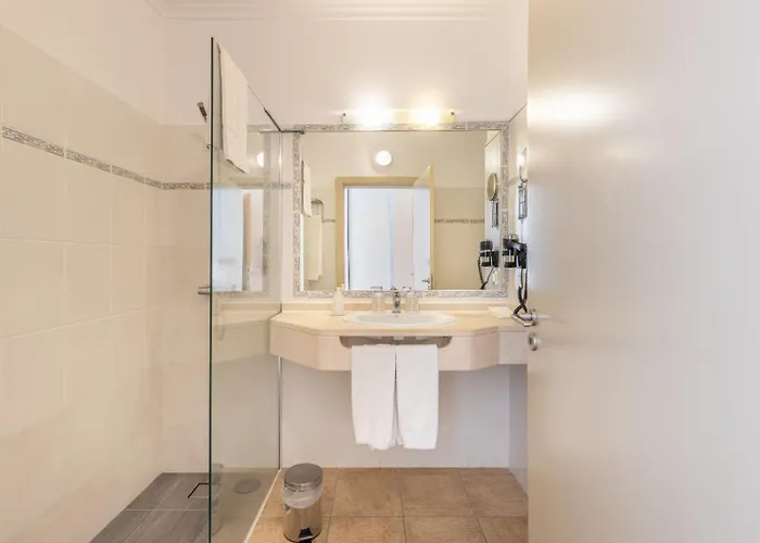 Quinta Alegre Hotel 4*